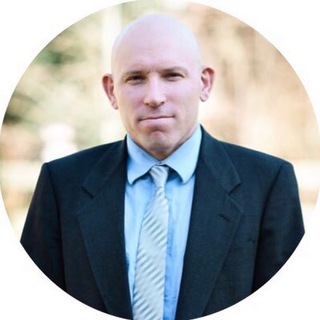 Ivan E Raiklin 🇺🇸 ☝🏽 ✔