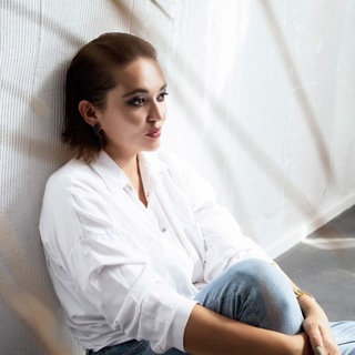 Alina G Photos